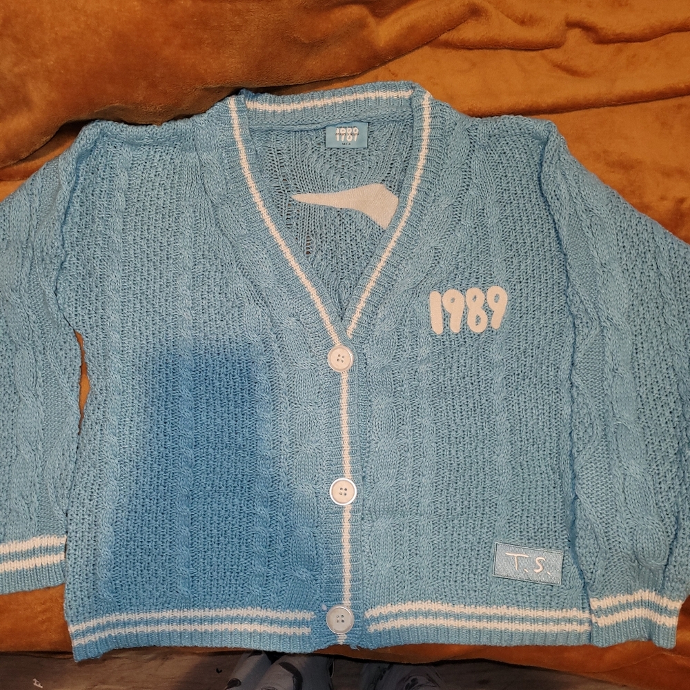 Official Taylor Swift 1989 Cardogan *NEW*